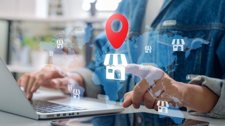 "المحلي ضد العالمي: كيف تختار بوصلة استثمارك في عالم الفرنشايز؟"