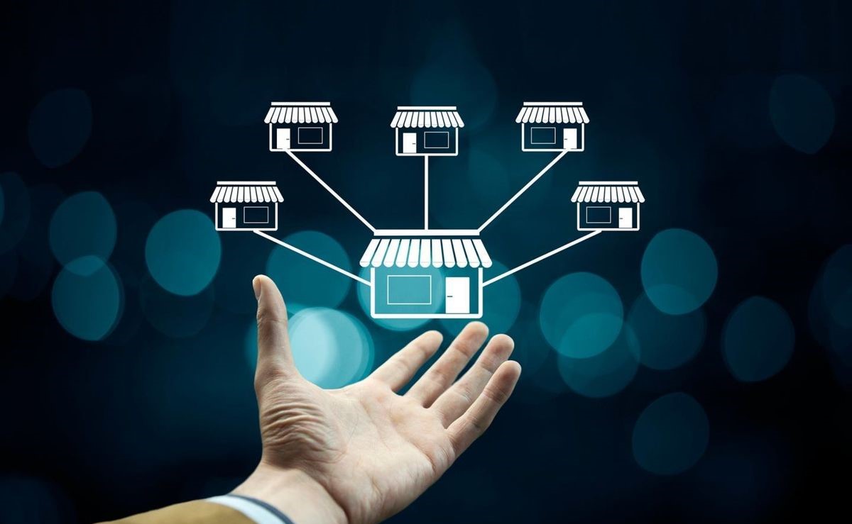 "من مشروع محلي إلى إمبراطورية تجارية: 6 مؤشرات تؤكد جاهزية عملك لمنح الفرنشايز"